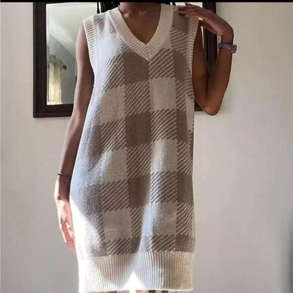 Abercrombie Light Academia Sleeveless V-Neck Sweater Dress Preppy Size XS - Picture 1 of 7